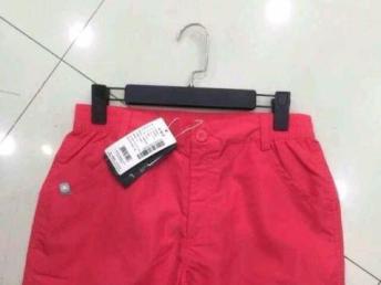 圖 專(zhuān)賣(mài)店穿越品牌尾貨批發(fā) 專(zhuān)賣(mài)店清貨價(jià)格實(shí)在 深圳服裝 鞋帽 箱包